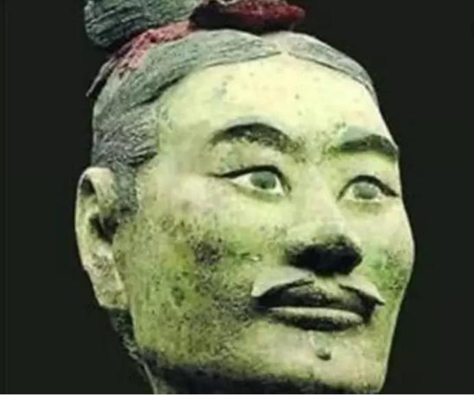 秦始皇陵中一张“绿脸”,专家无法解释,仅与世人见过4次面!