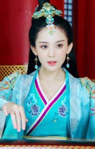 ​古力娜扎古装照，颜值那么逆天清纯如同仙女羡慕不已