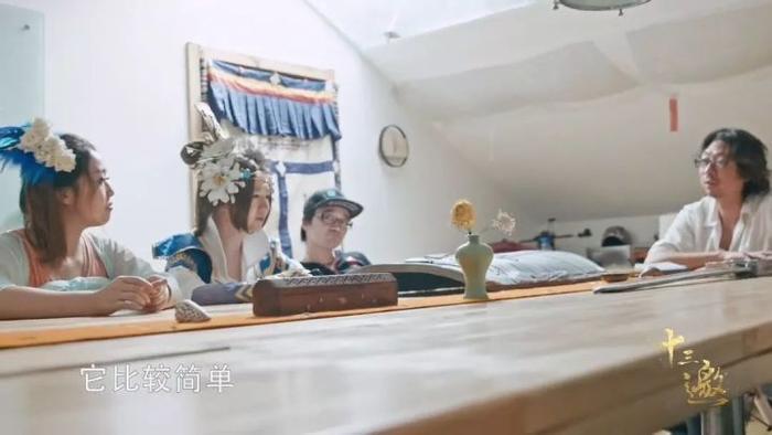 许知远对话二次元，无比尴尬，却也超级有趣