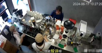 ​Manner店员泼咖啡粉同日，另一家门店有顾客被扇耳光，官方回应