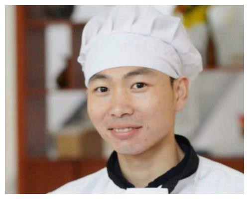 当年一夜爆红的拉面哥，辞职后迎娶富豪女粉丝，如今活成了这样