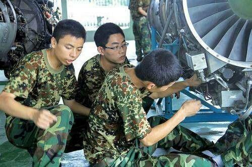 湖南省“士官培养”院校，应届高考生专科即可报名！