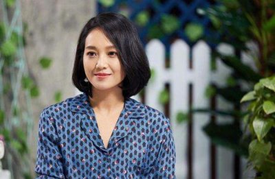 ​朱丹五连杀后开始做直播，主持行业也入寒冬？她已经走投无路