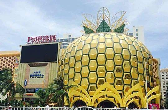 南有大闸蟹，北有大王八，中国的奇葩建筑可以凑齐一桌海鲜宴了