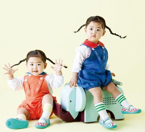 她是韩国元祖女团成员，凭双胞胎女儿火遍韩国，今因赌博倾家荡产