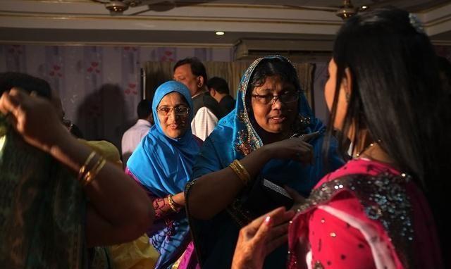 印度可以“一夫多妻”？当地女性自愿“当妾”