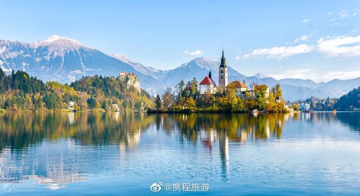 布莱德湖（Lake Bled）是斯洛文尼亚西北部阿尔卑斯山南麓的一个冰川