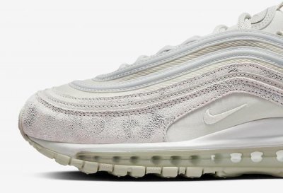 ​经典做旧风！全新 Nike Air Max 97 官图曝光！