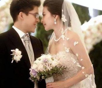 ​郭晶晶离过一次婚（郭晶晶有没离婚）