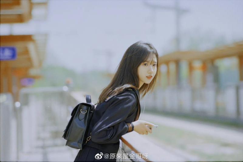 断联很久异性突然联系你了（断联后的女人又主动联系男人）