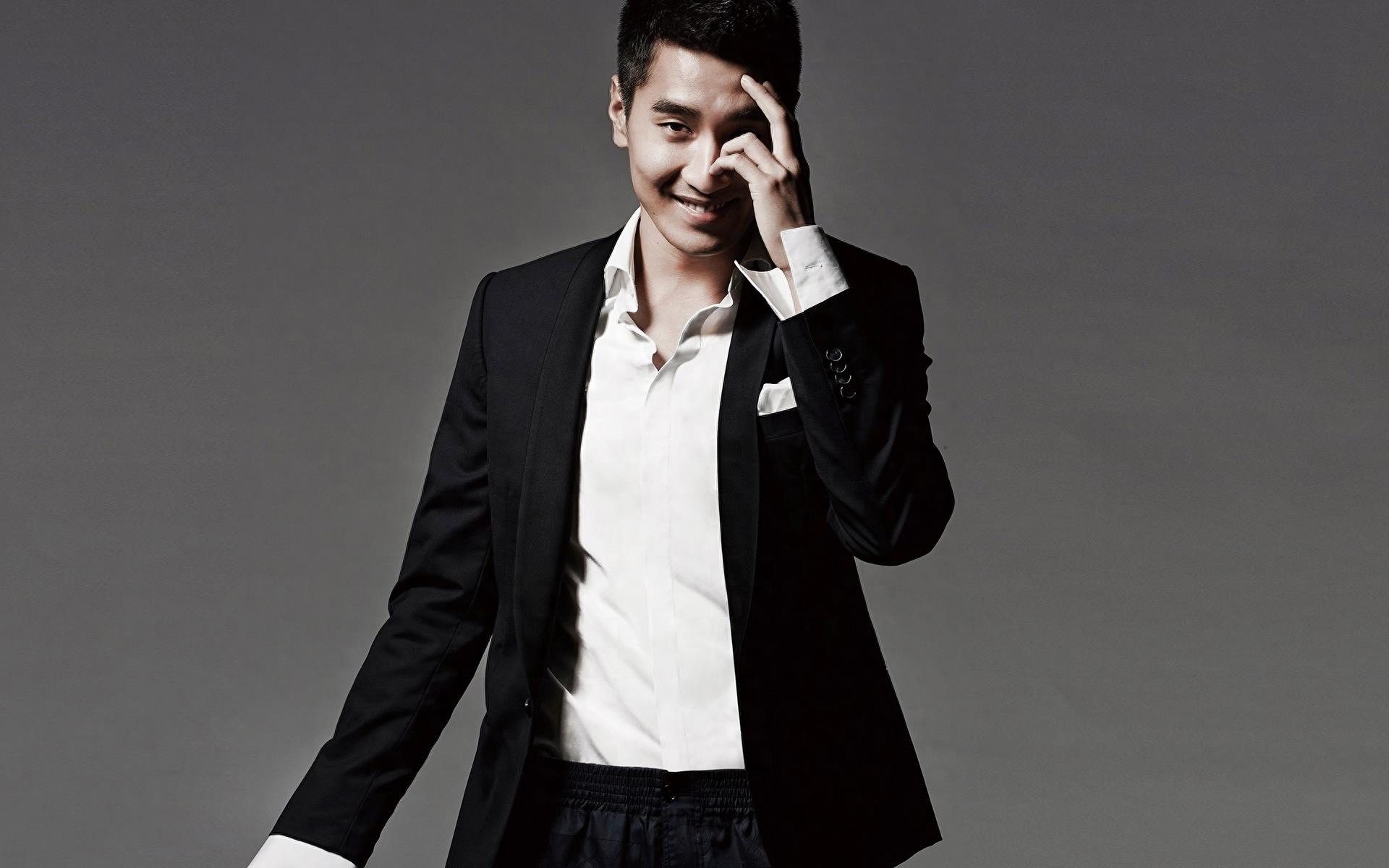 赵又廷（Mark Chao），1984年9月25日出生于台湾台北，台湾影视男演员，艺人赵树海的儿子