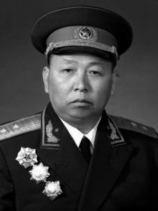 ​詹才芳简介 詹才芳将军的子女