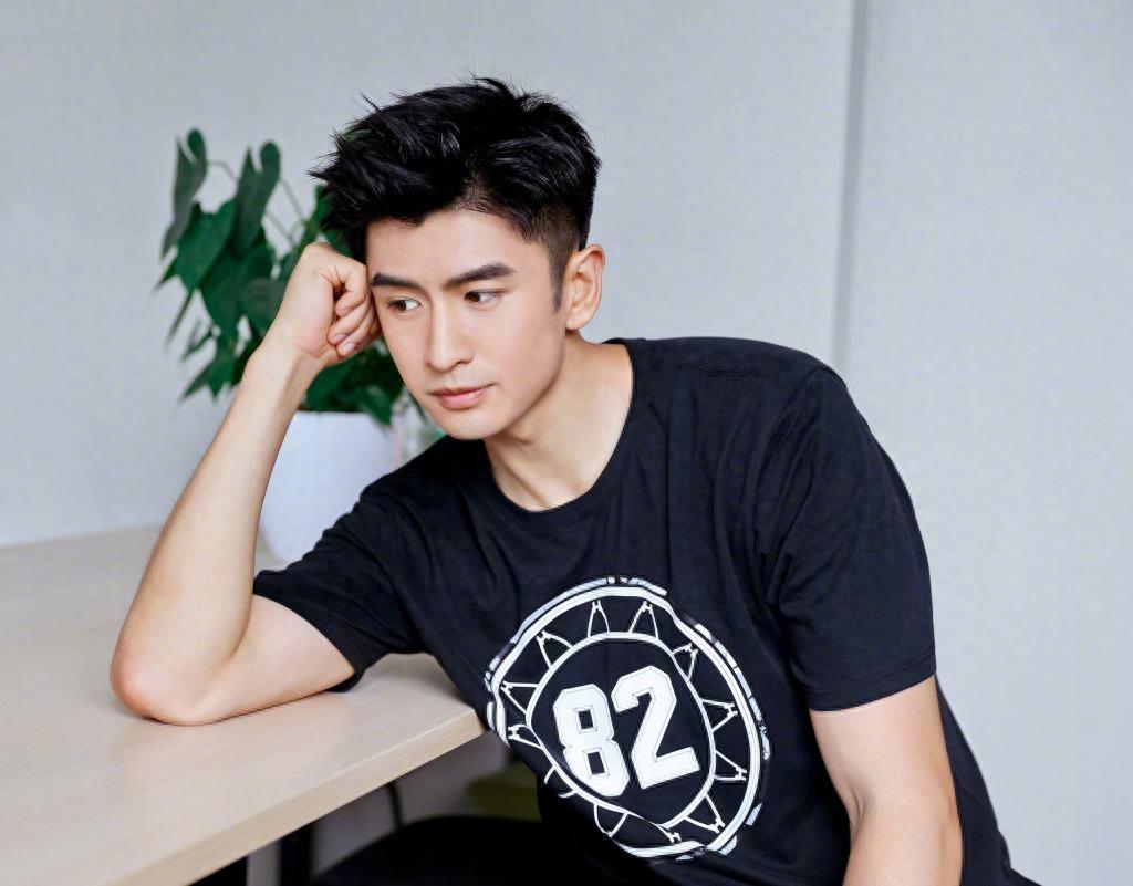 阳光美男子，张云龙