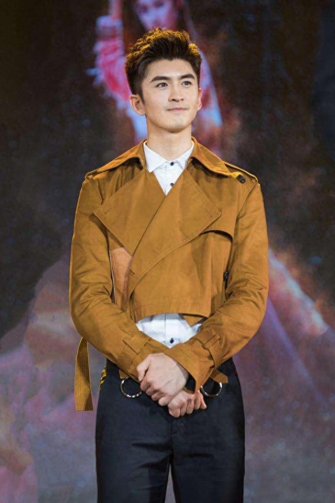 阳光美男子，张云龙