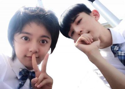 ​《少年派2》路透流出一秒CP再续前缘，赵今麦郭俊辰靠肩杀甜死人