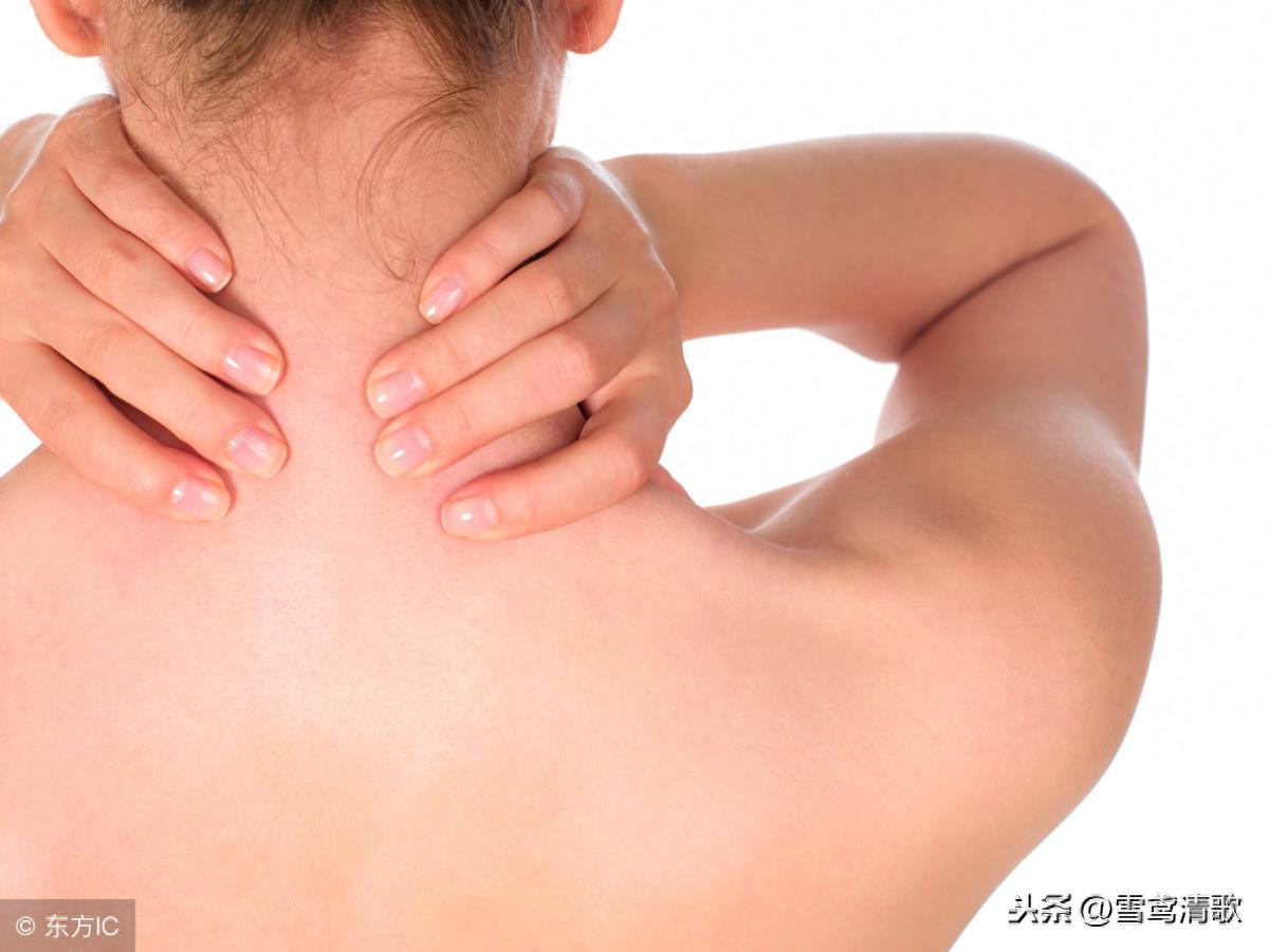 男人最喜欢亲吻女孩的五个地方，特别是第五个