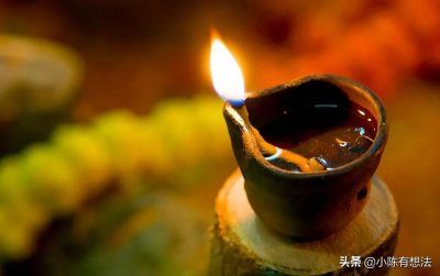​都说人死如灯灭，我却希望，这句话是假的，它太残忍了