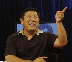 59岁程昱近照，曾出演《悬崖》、《北平无战事》等，戏外低调