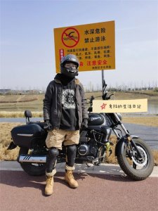 ​从西安去秦镇，打卡了两家著名的米皮网红店，我发现了一个问题