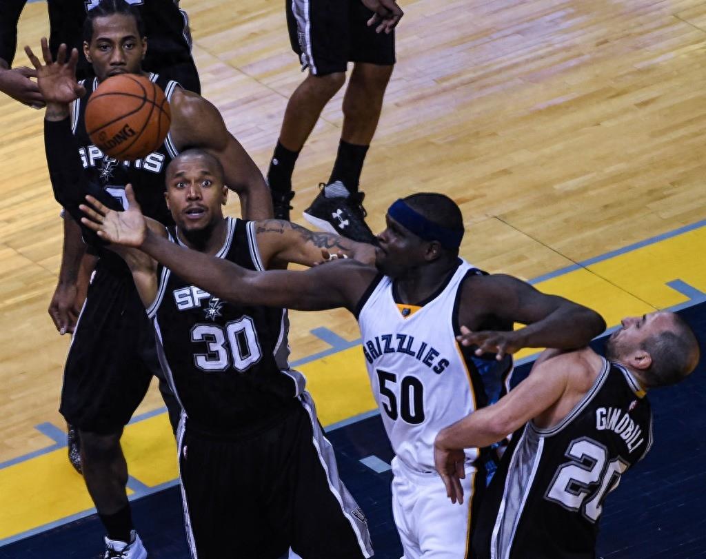 篮球——NBA季后赛：马刺战胜灰熊