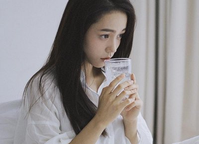 ​蔡徐坤有没有女朋友（蔡徐坤单身之谜解开了）