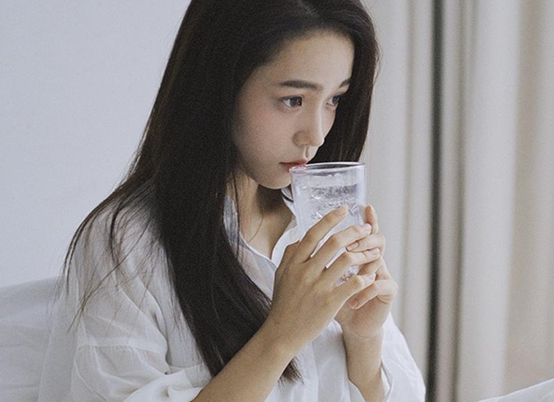 蔡徐坤有没有女朋友（蔡徐坤单身之谜解开了）