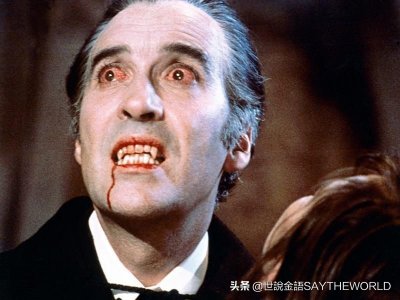 ​万圣节露出“尖牙”的精辟历史！吸血鬼的尖牙，是怎么长出来的？