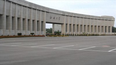 ​中国校门最豪华的十大大学
