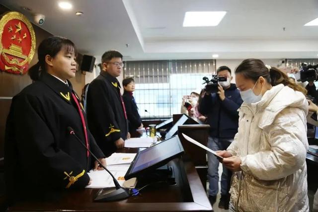 成长守护者护苗行动一线栏目（以法之名护苗成长）(9)
