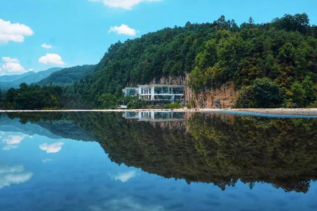 云南腾冲泡温泉的地方有哪些（腾冲5大温泉度假圣地）(11)