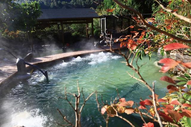 云南腾冲泡温泉的地方有哪些（腾冲5大温泉度假圣地）(3)