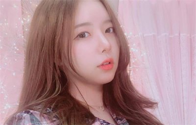 ​跟前任女朋友生气了怎么哄