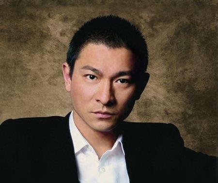 刘德华驾驭的十种时尚发型，最后一张真霸气