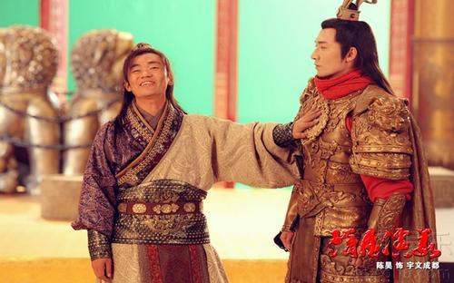宇文成都跟裴元庆谁厉害（裴元庆硬实力远胜宇文成都）(5)