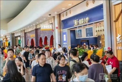 ​不走长沙进北京，湘菜大黑马兰湘子如何在四年开出近300家门店？