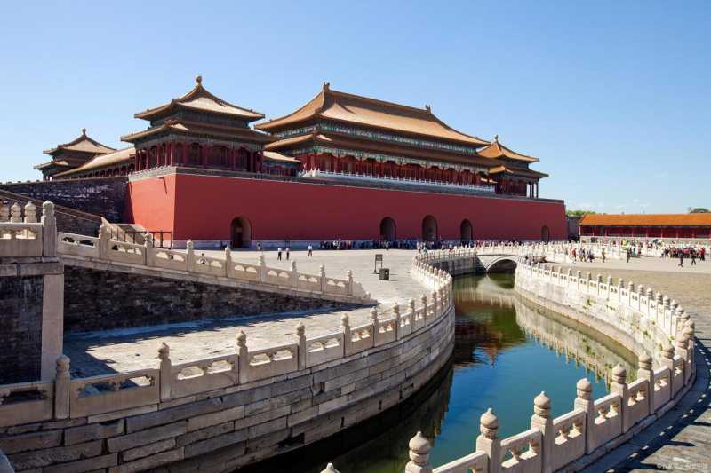 全球十大强国排名(地球十强国家排名)