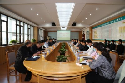 ​包头医学院领导一行调研包头市第四医院儿科临床医学院建设工作