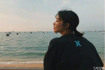 ​男人先挂电话就不爱吗 男人挂电话快代表什么