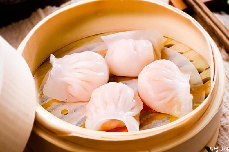 水晶虾饺的皮配比 虾饺皮的制作配方 水晶虾饺的皮配比 虾饺皮的制作配方