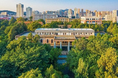 ​山西大学第一，校友会2024山西省大学排名，山西大同大学第九