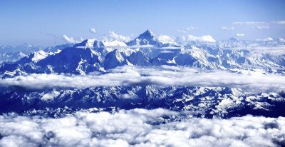 ​高468米！在建“西南第一高楼”成都绿地中心设计，形如“雪山”