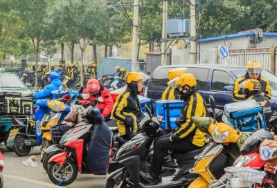 ​外卖电动车怎么选？绿源这3款酷车，续航达100km，上班也能骑