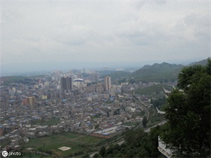 威宁县：贵州省面积最大的县，人口超百万，经济总量200多亿