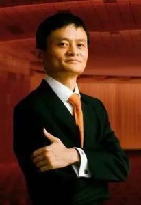 ​中国首富马云光鲜亮丽背后的创业心酸的事，太让人心疼了