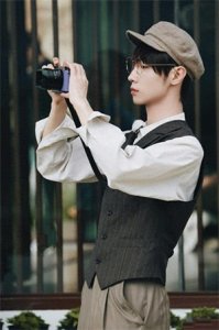 ​宋继扬的西装真的太绝了吧！儒雅斯文，时尚青春，帅气又有范