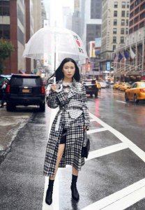 ​袜子鞋应该搭配什么裤子(袜子鞋搭配什么裤子和衣服好看)