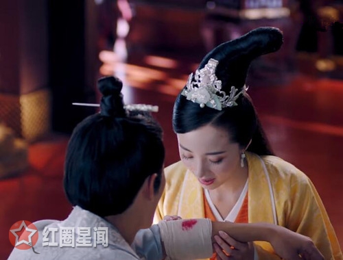 独孤天下第几集独孤伽罗嫁给杨坚 和伽罗拜堂的人是谁