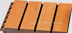 多孔吸声材料在发挥其特性后，实现最佳声学舒适性，降低噪音水平