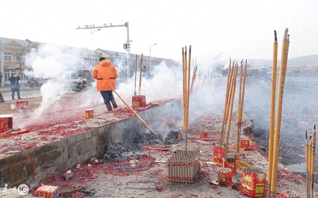 爆竹声声,烟火璀璨!辽宁省大连市金石滩首次举办海灯节活动