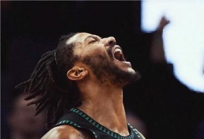 ​罗斯在公牛打了几年